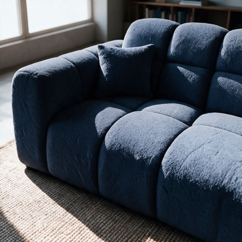 Nuage in Navy